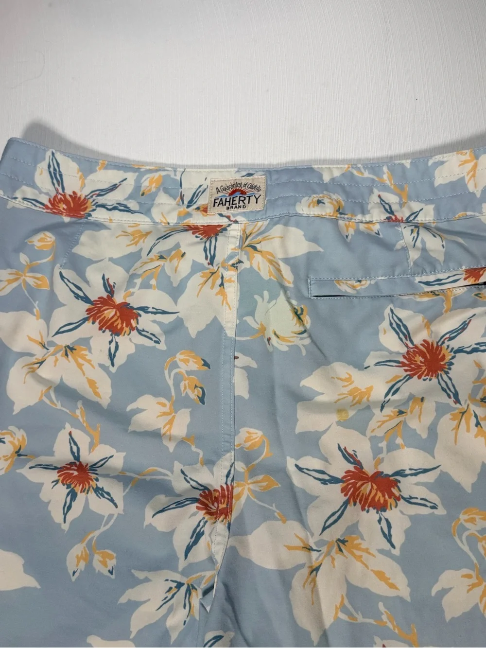 Faherty Brand Mens 32 Floral Shorts Surf Golf Boardshorts Stretch Swim Beach